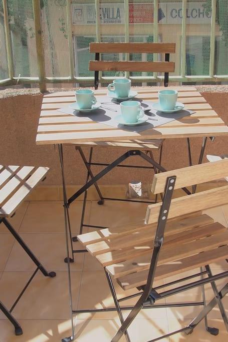 Superbe Appartement Pres De La Plage! سانتا بولا المظهر الخارجي الصورة