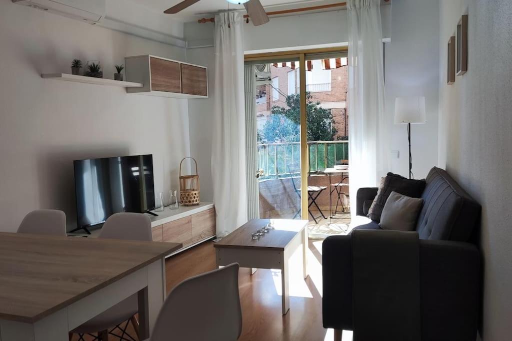 Superbe Appartement Pres De La Plage! سانتا بولا المظهر الخارجي الصورة