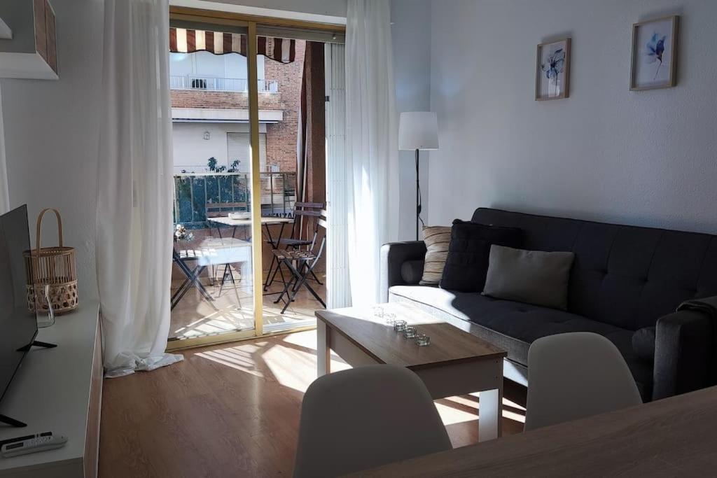Superbe Appartement Pres De La Plage! سانتا بولا المظهر الخارجي الصورة